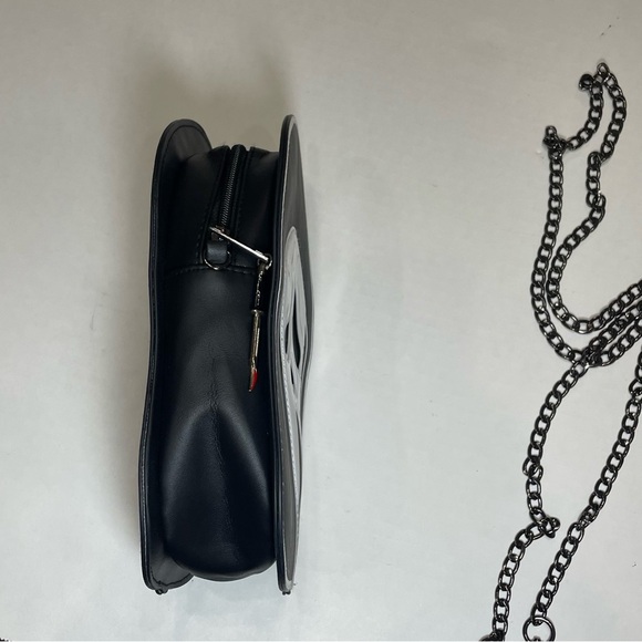 Ghost Face Crossbody Bag. Scream. Halloween.novelty purse. Pre-owned - Picture 7 of 10